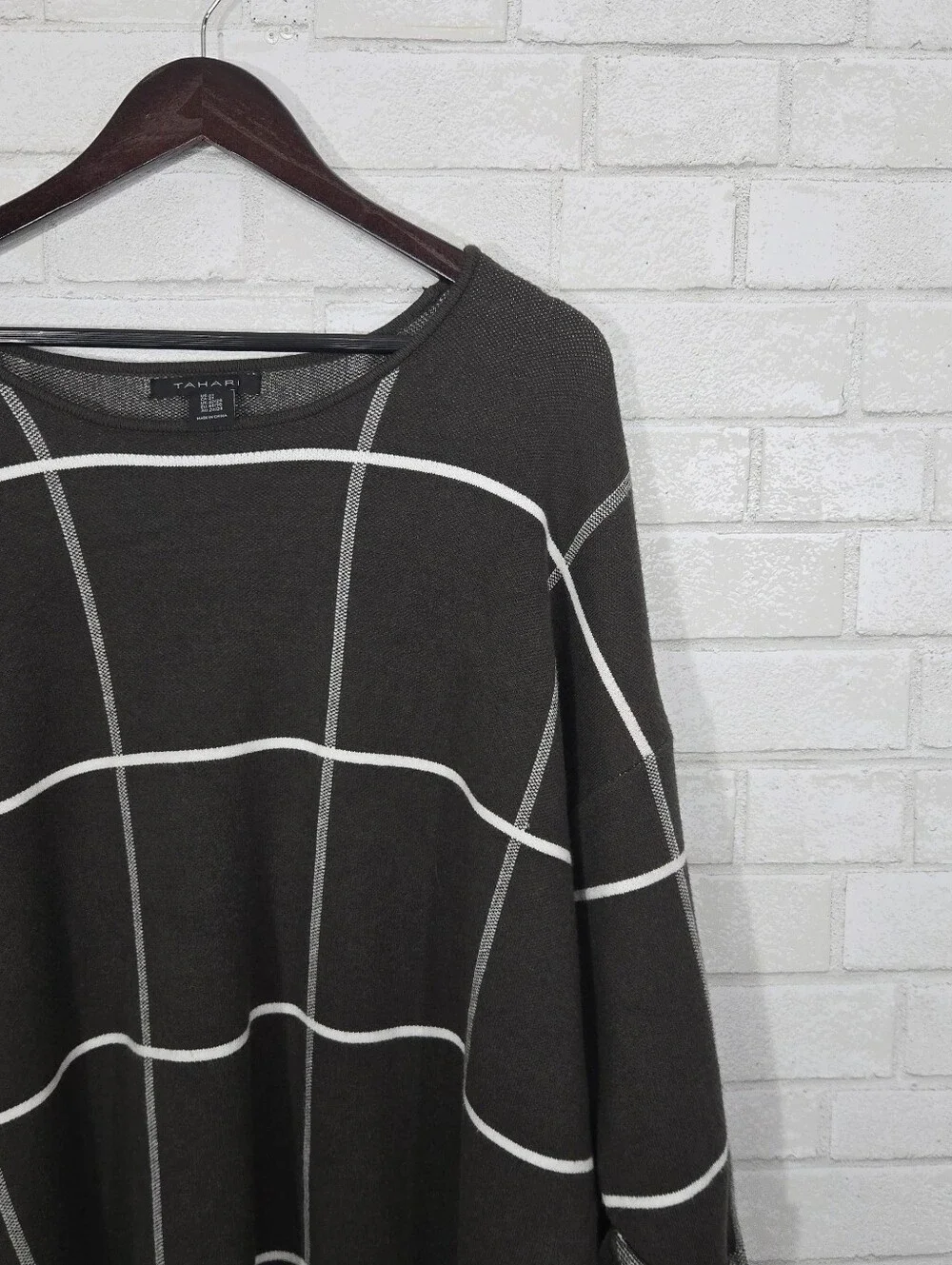 Tahari sweater